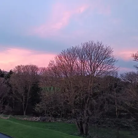 The Outlook بيت ضيافة 4*