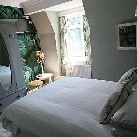 The Outlook Guest house *