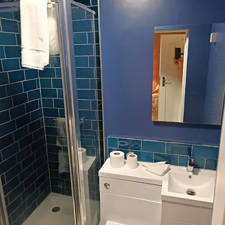 The Outlook 4* سكرابورو