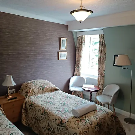 Guest house The Outlook Scarborough