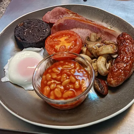 Pensión The Outlook 4*