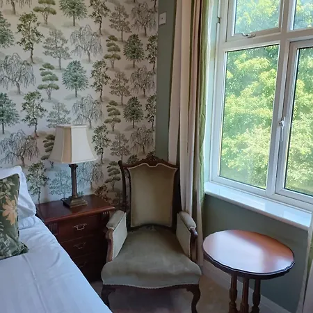 The Outlook 4* Scarborough