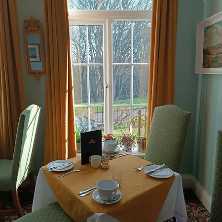 The Outlook 4* Scarborough